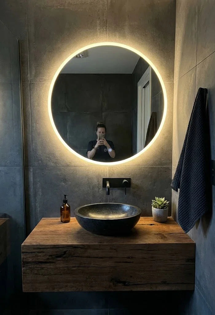 <h2>‘‘Design rond magnifique. La lumière est réglable et très agréable le soir. Produit conforme et bien fini.</h2><h4>⭐⭐⭐⭐⭐<br/><br/>Lea</h4><p>Dec 24, 2025<br/></p>